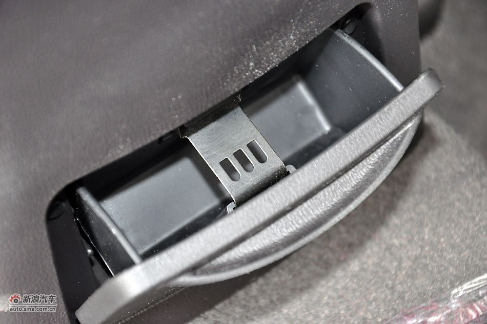 2011款悦动高清到店实拍