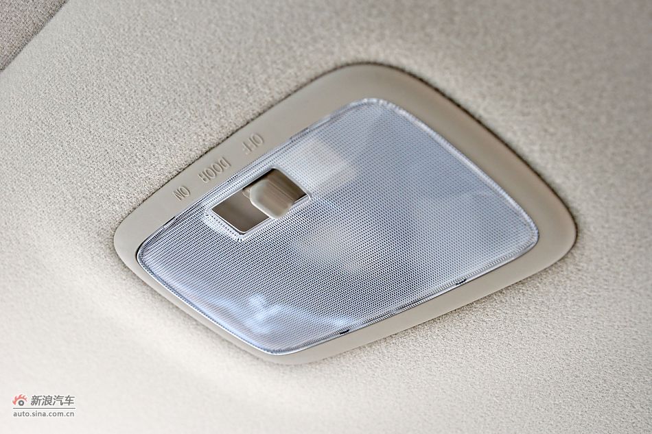 2011款悦动高清到店实拍