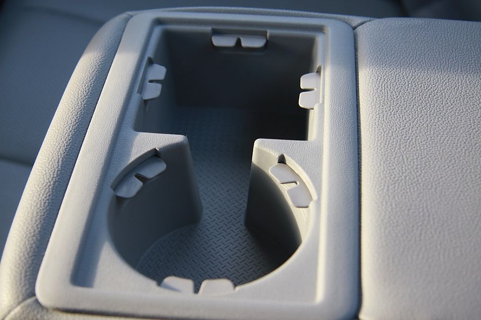 伊兰特悦动试车实拍图内饰