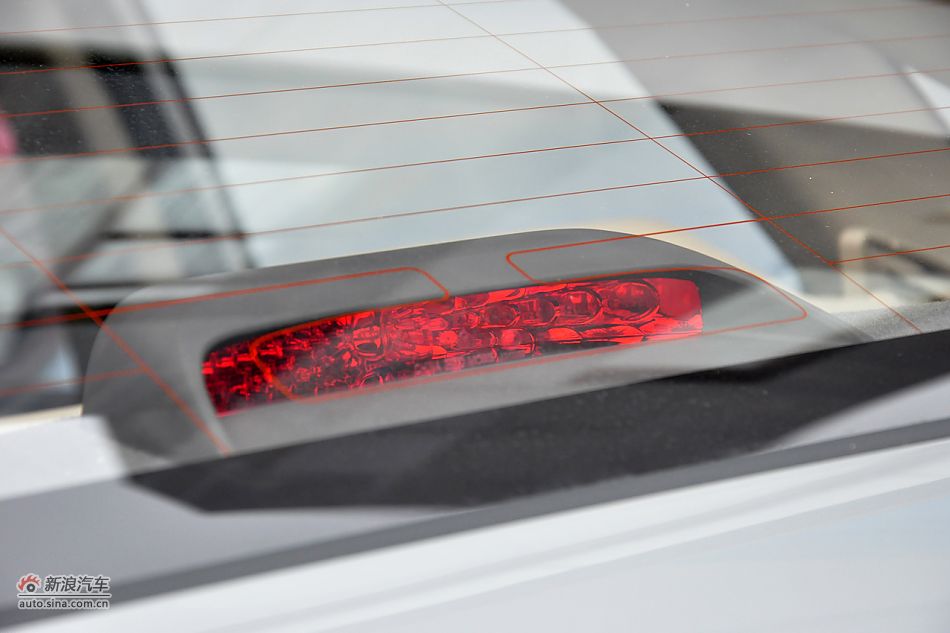 2011款悦动高清到店实拍