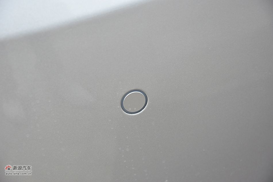 2011款悦动高清到店实拍