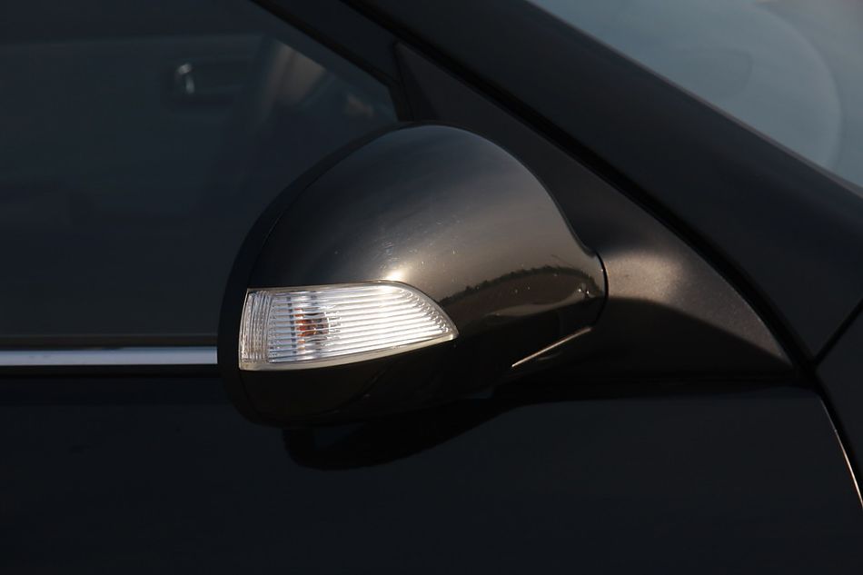 伊兰特悦动实拍图外观