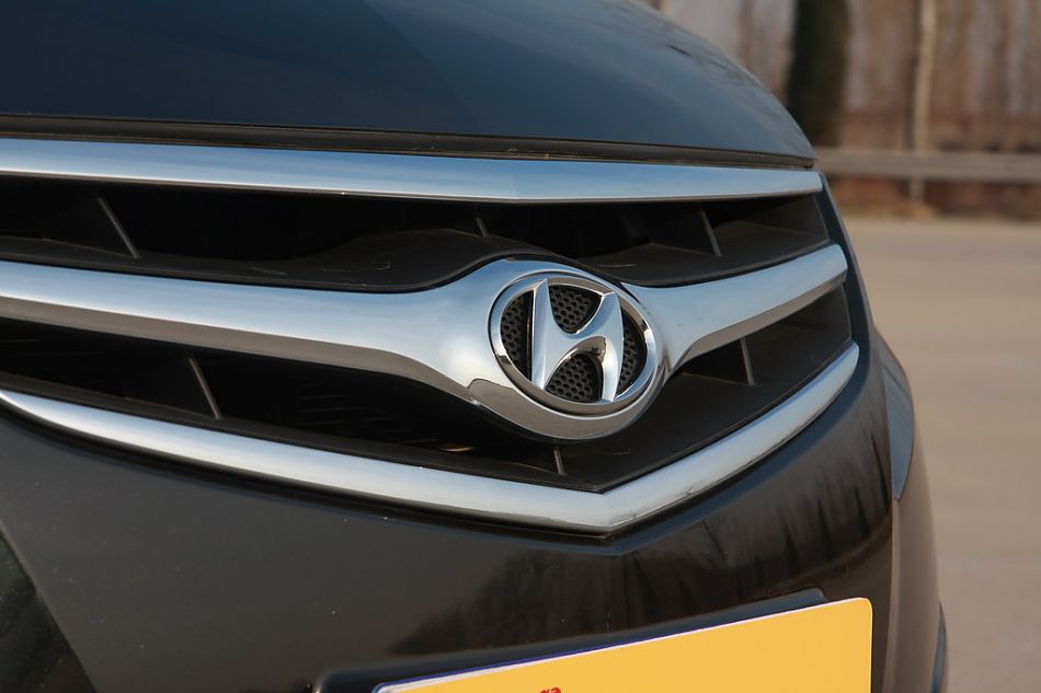 伊兰特悦动实拍图外观