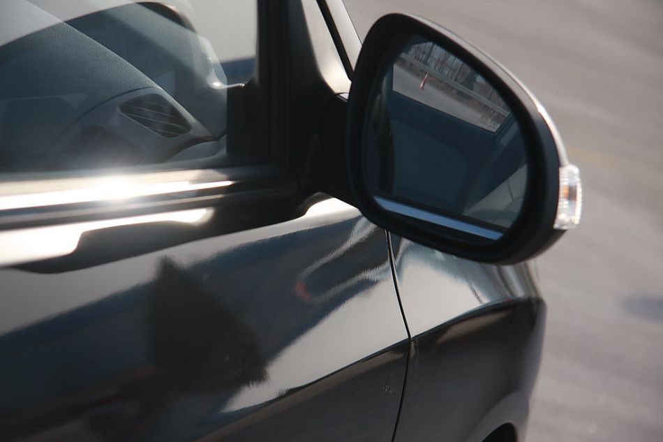 伊兰特悦动实拍图外观