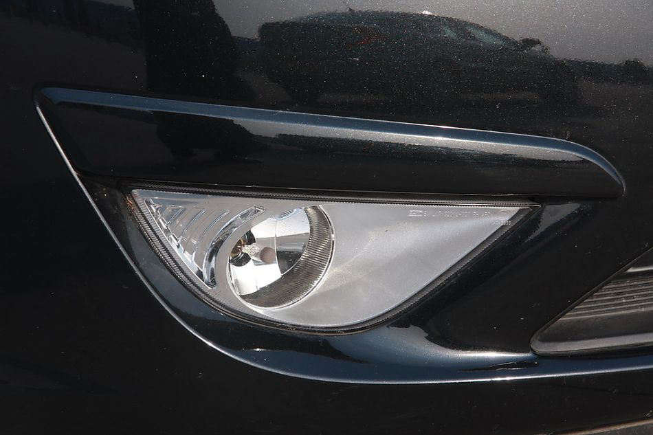 伊兰特悦动实拍图外观