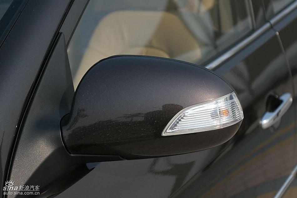 图为悦动外观及细节