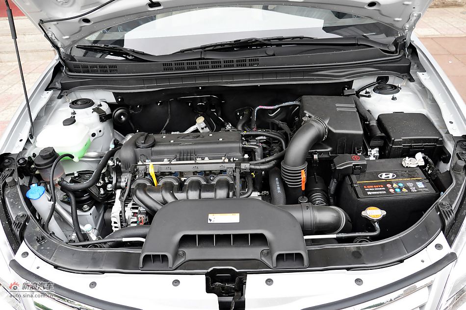 2011款悦动高清到店实拍