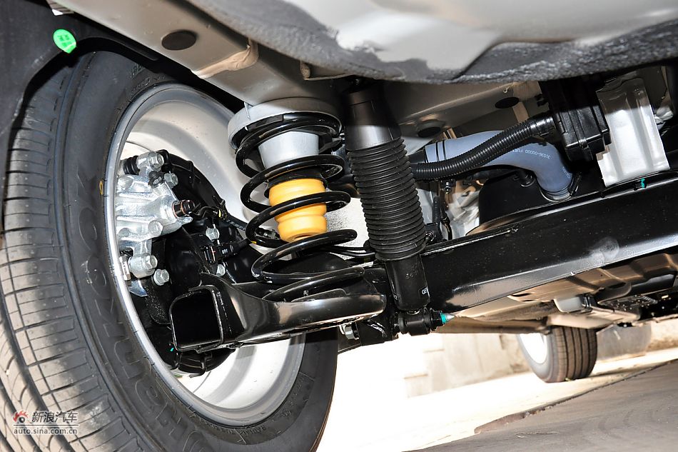 2011款悦动高清到店实拍