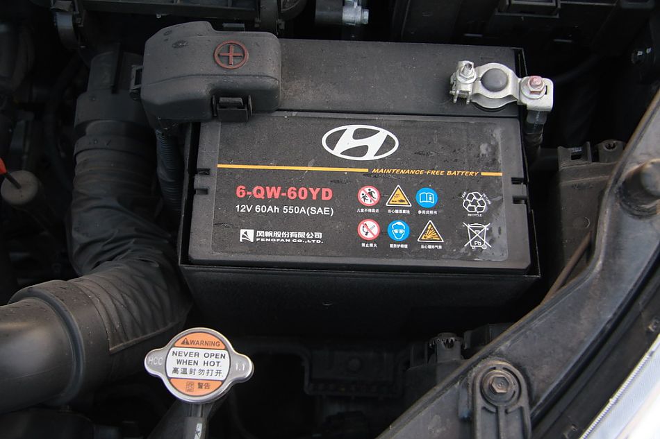 伊兰特悦动实拍图细节与其他