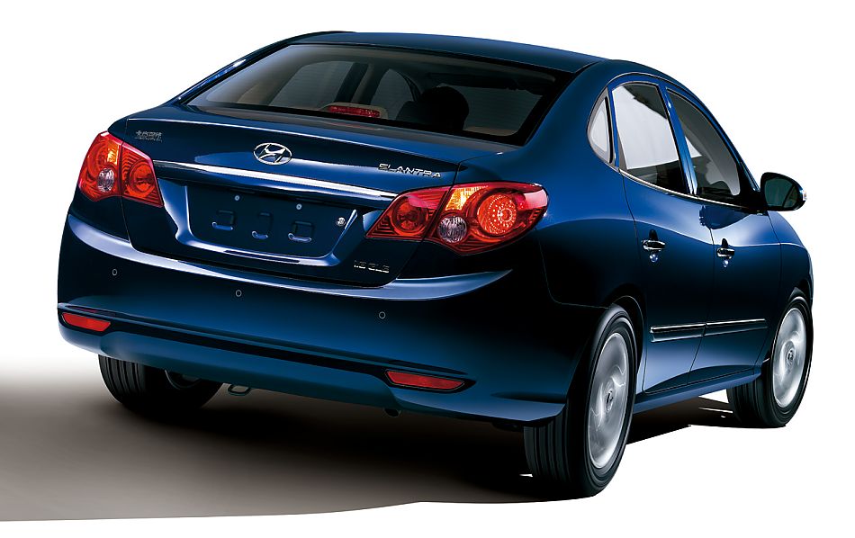 伊兰特悦动资料图