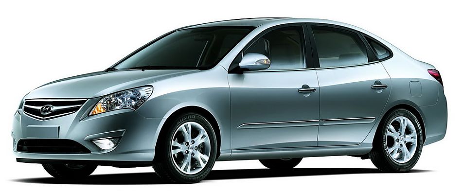 图为伊兰特悦动外观及细节