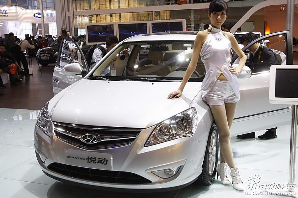 现代伊兰特悦动