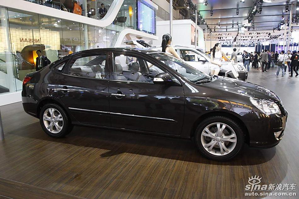 现代伊兰特悦动