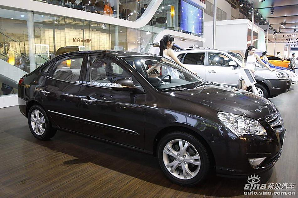 现代伊兰特悦动