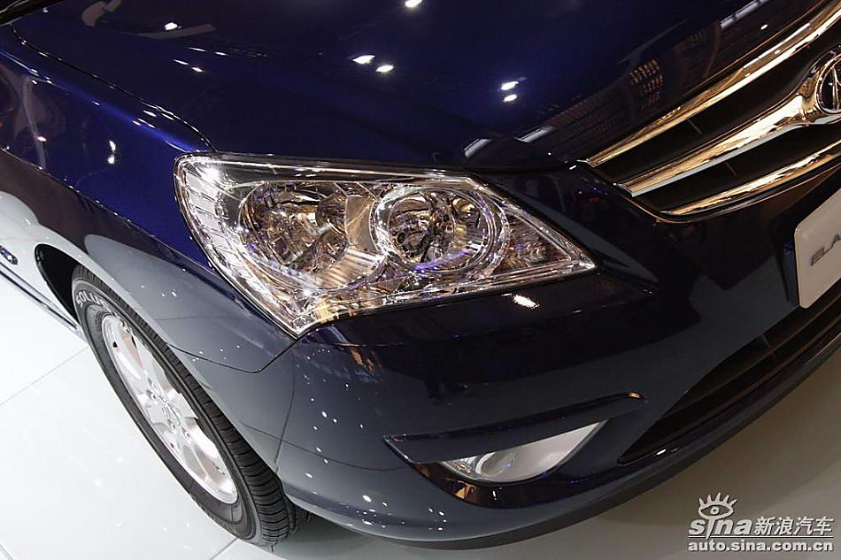 现代伊兰特悦动