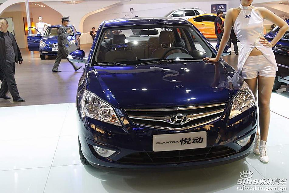 现代伊兰特悦动