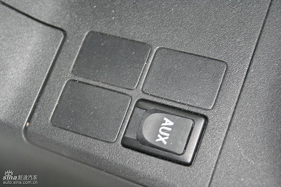 雅力士1.6RS 至尊锐动自动挡车型内饰图