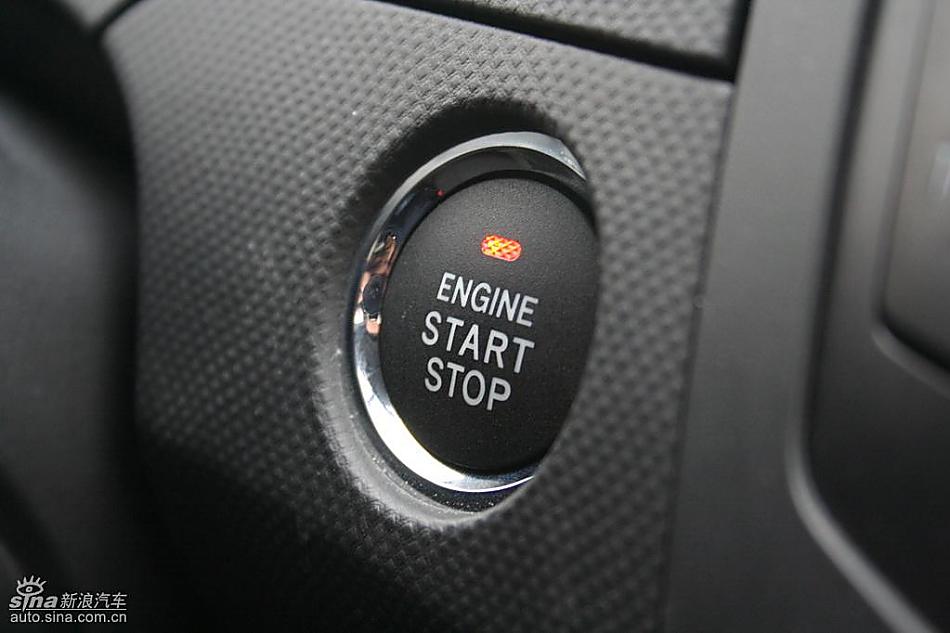 雅力士1.6RS 至尊锐动自动挡车型内饰图