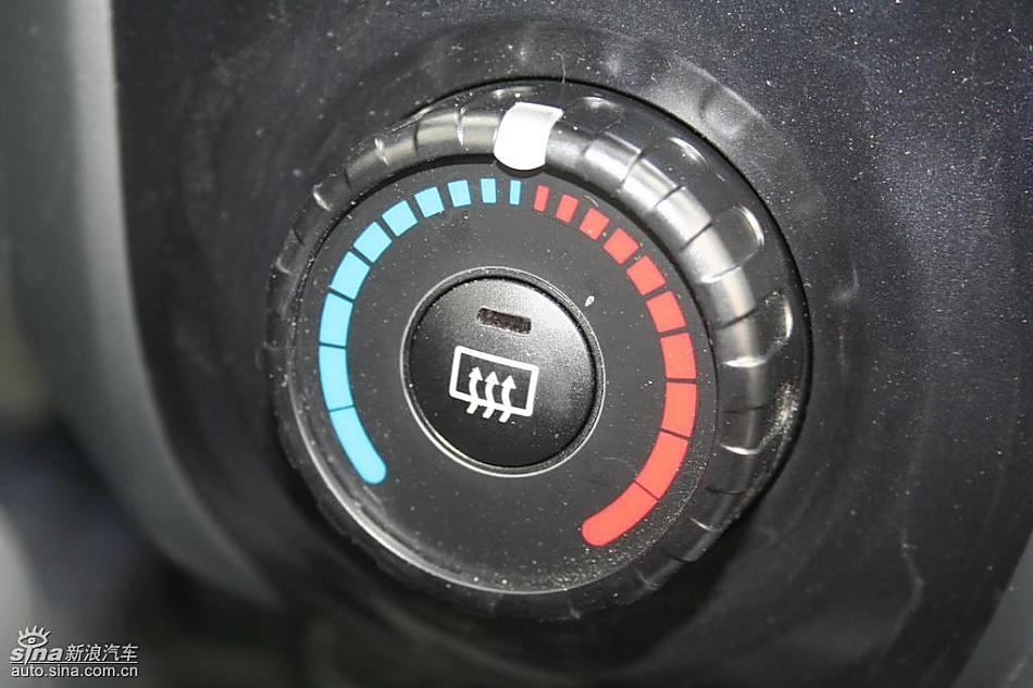 雅力士1.6RS 至尊锐动自动挡车型内饰图