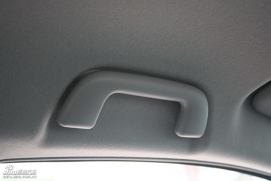 雅力士1.6RS 至尊锐动自动挡车型内饰图