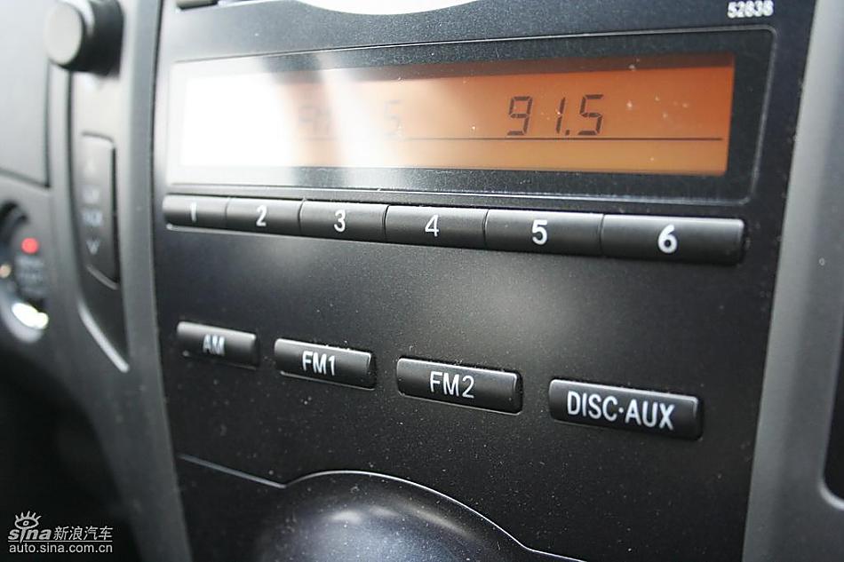 雅力士1.6RS 至尊锐动自动挡车型内饰图