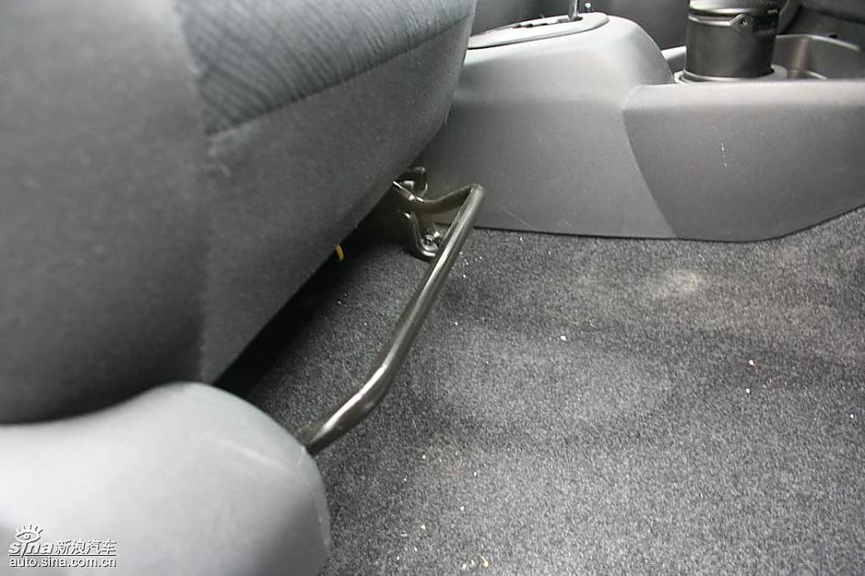雅力士1.6RS 至尊锐动自动挡车型内饰图