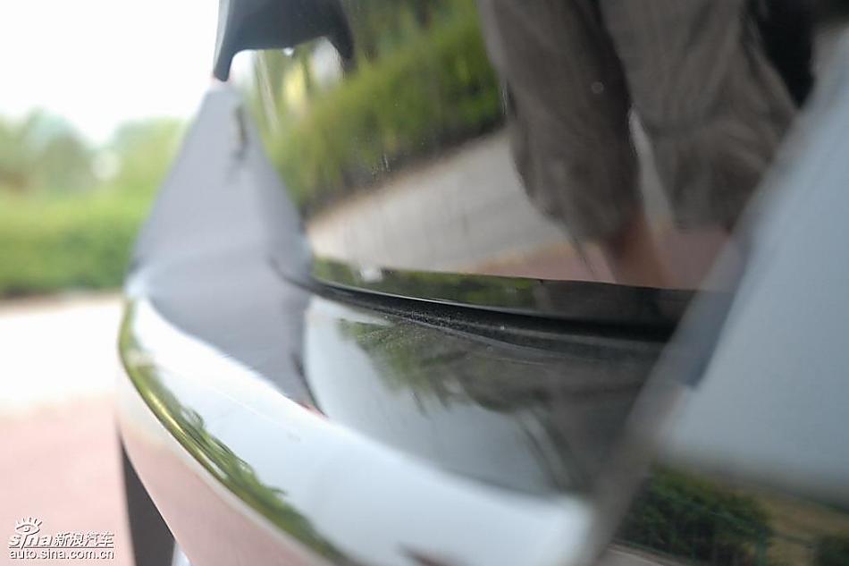 雅力士1.6RS PIO至尊锐动自动型外观