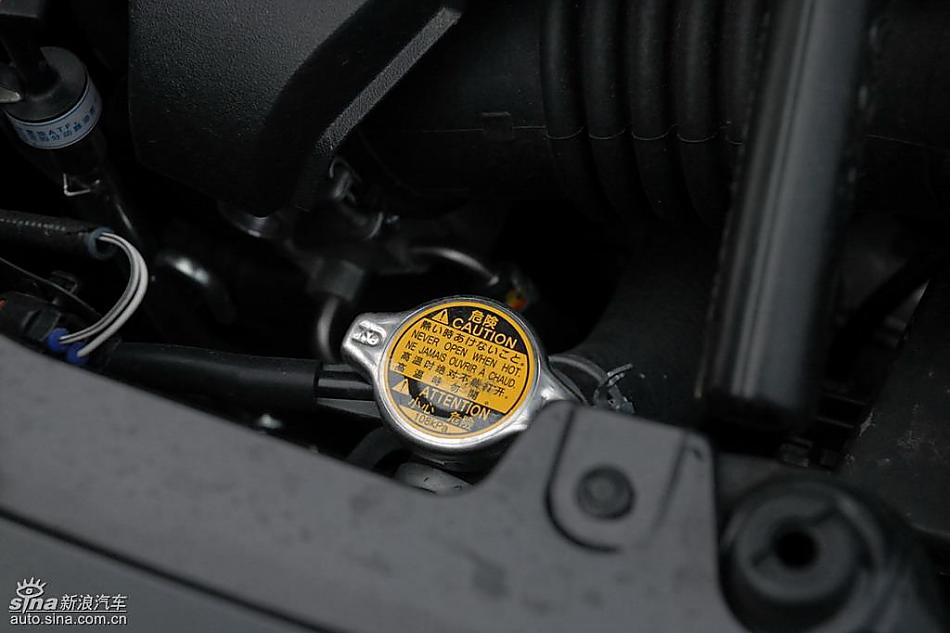 雅力士1.6RS PIO至尊锐动自动型发动机