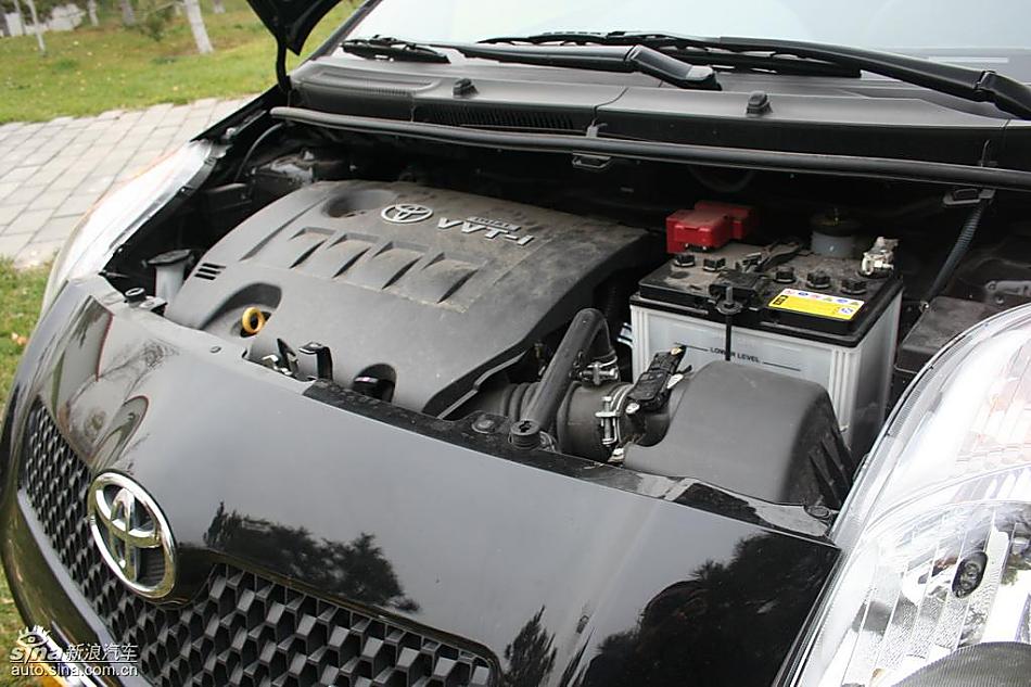 雅力士1.6RS 至尊锐动自动挡车型实拍图