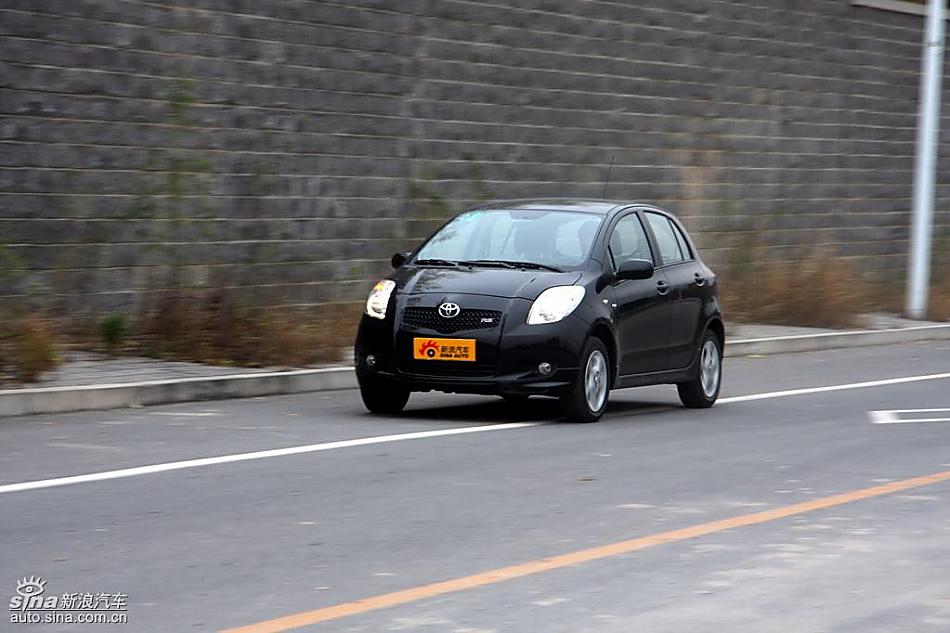 雅力士1.6RS至尊锐动自动挡车型动态实拍