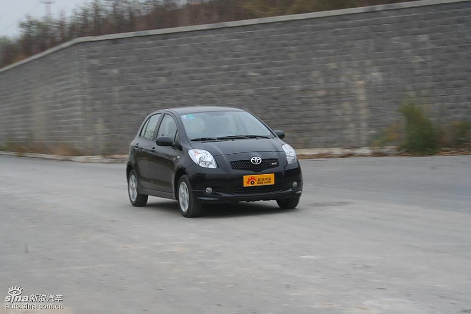 雅力士1.6RS至尊锐动自动挡车型动态实拍