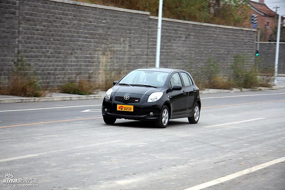 雅力士1.6RS至尊锐动自动挡车型动态实拍