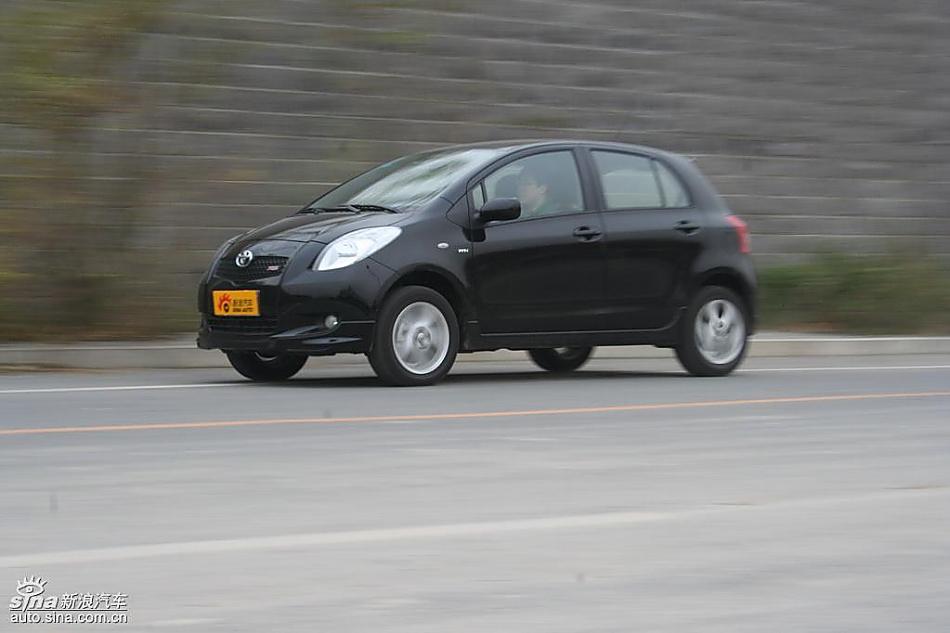 雅力士1.6RS至尊锐动自动挡车型动态实拍