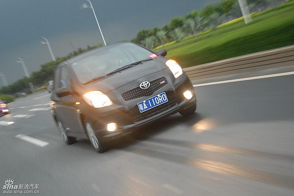 雅力士1.6RS PIO至尊锐动自动型动态