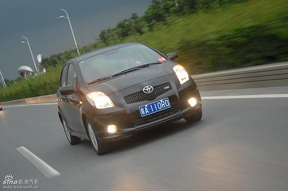 雅力士1.6RS PIO至尊锐动自动型动态