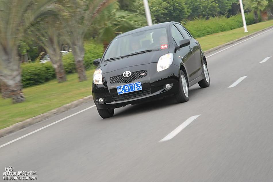 雅力士1.6RS PIO至尊锐动自动型动态