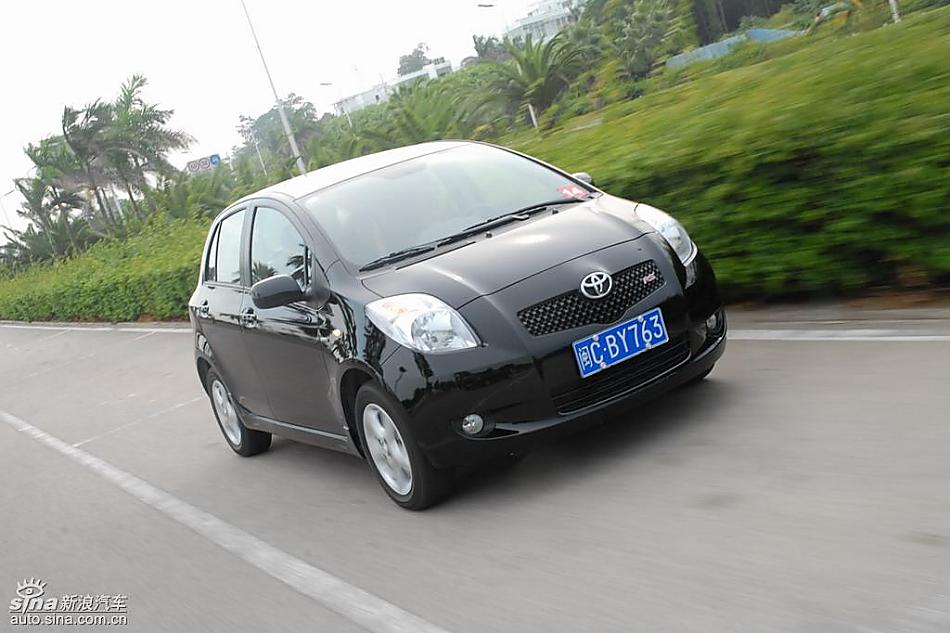 雅力士1.6RS PIO至尊锐动自动型动态