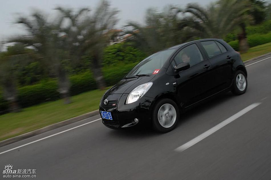 雅力士1.6RS PIO至尊锐动自动型动态