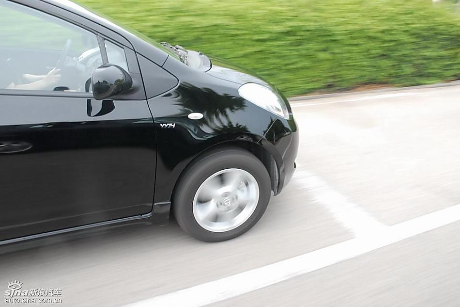 雅力士1.6RS PIO至尊锐动自动型动态