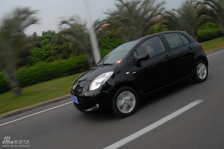 雅力士1.6RS PIO至尊锐动自动型动态