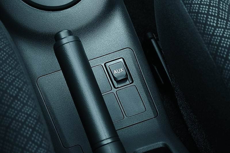 AUX多功能音频接入