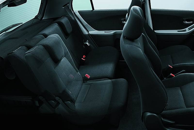 Yaris雅力士座椅