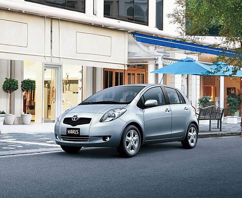 Yaris雅力士