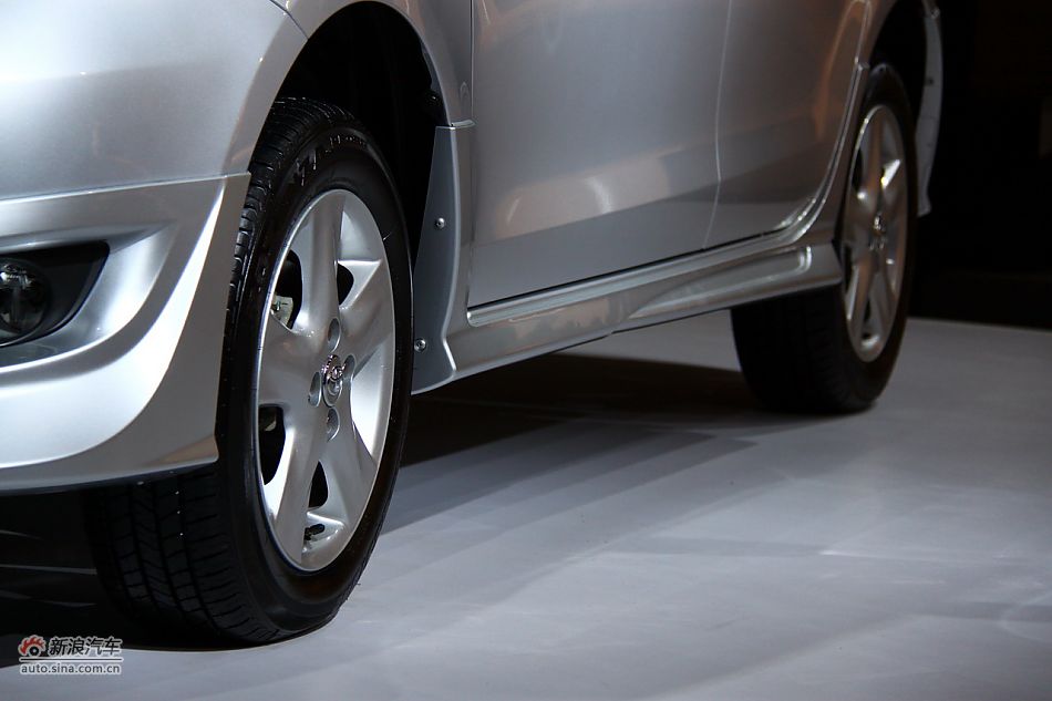 新雅力士运动版