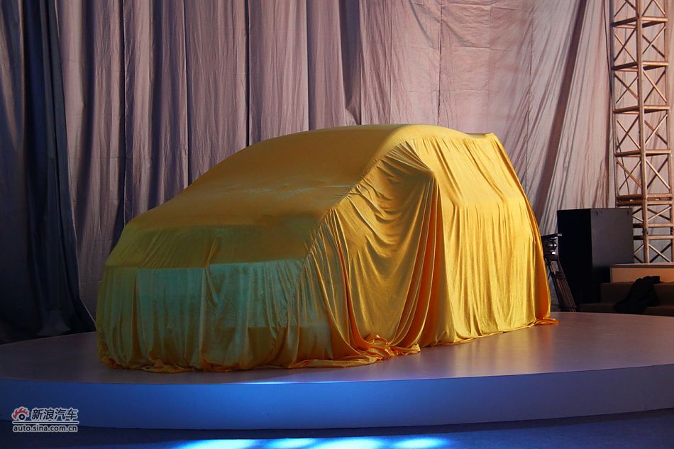 新雅力士上市现场图