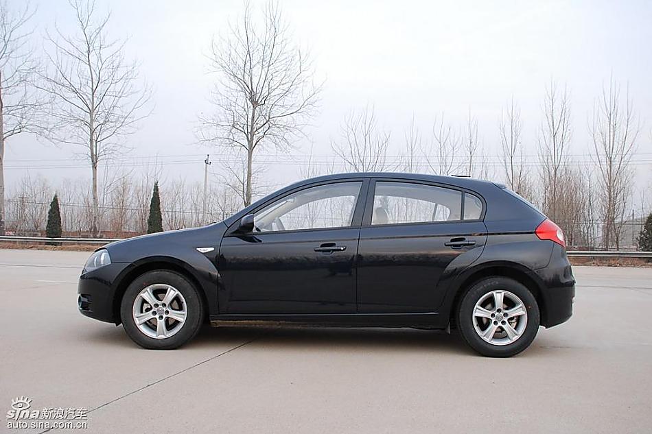 骏捷FRV外观实拍图