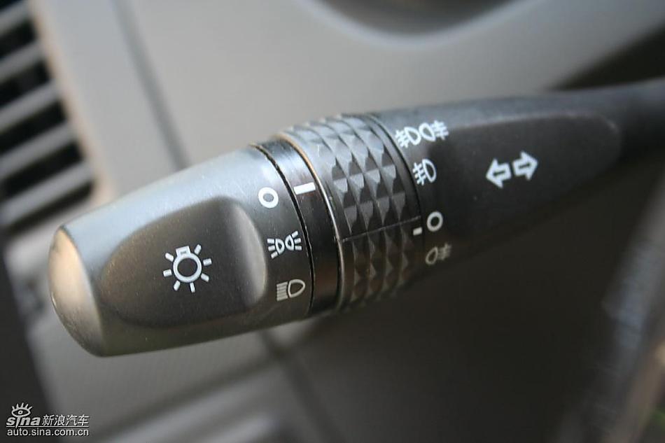 骏捷FRV内饰实拍图