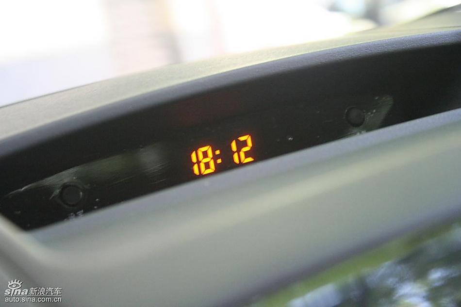 骏捷FRV内饰实拍图