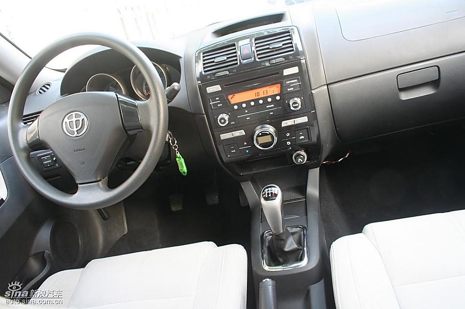 骏捷FRV内饰实拍图