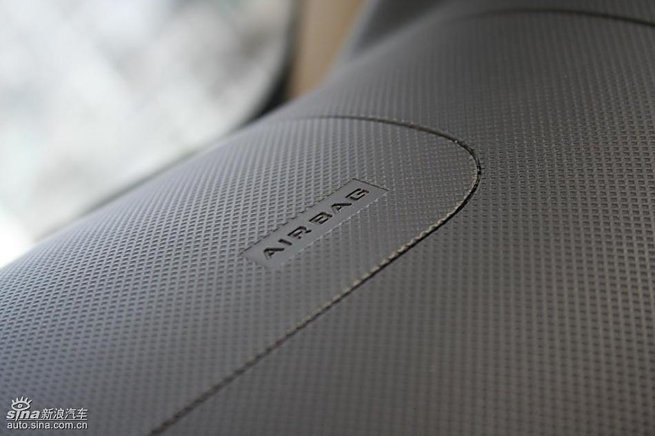 骏捷FRV内饰实拍图